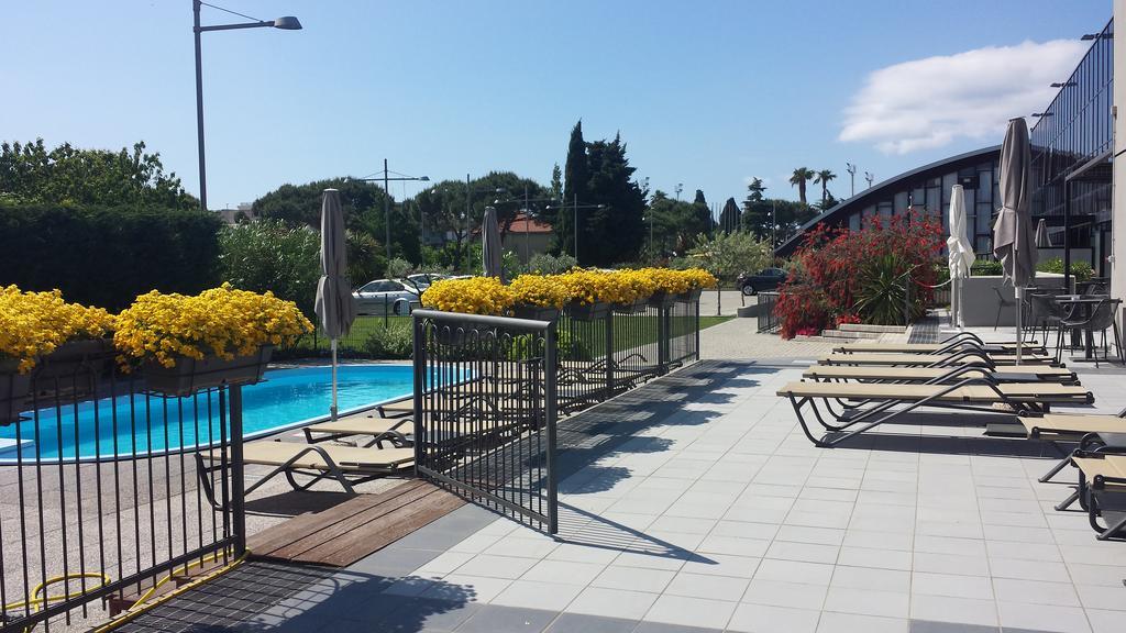 Riviera Palace Residence Loano Exterior photo